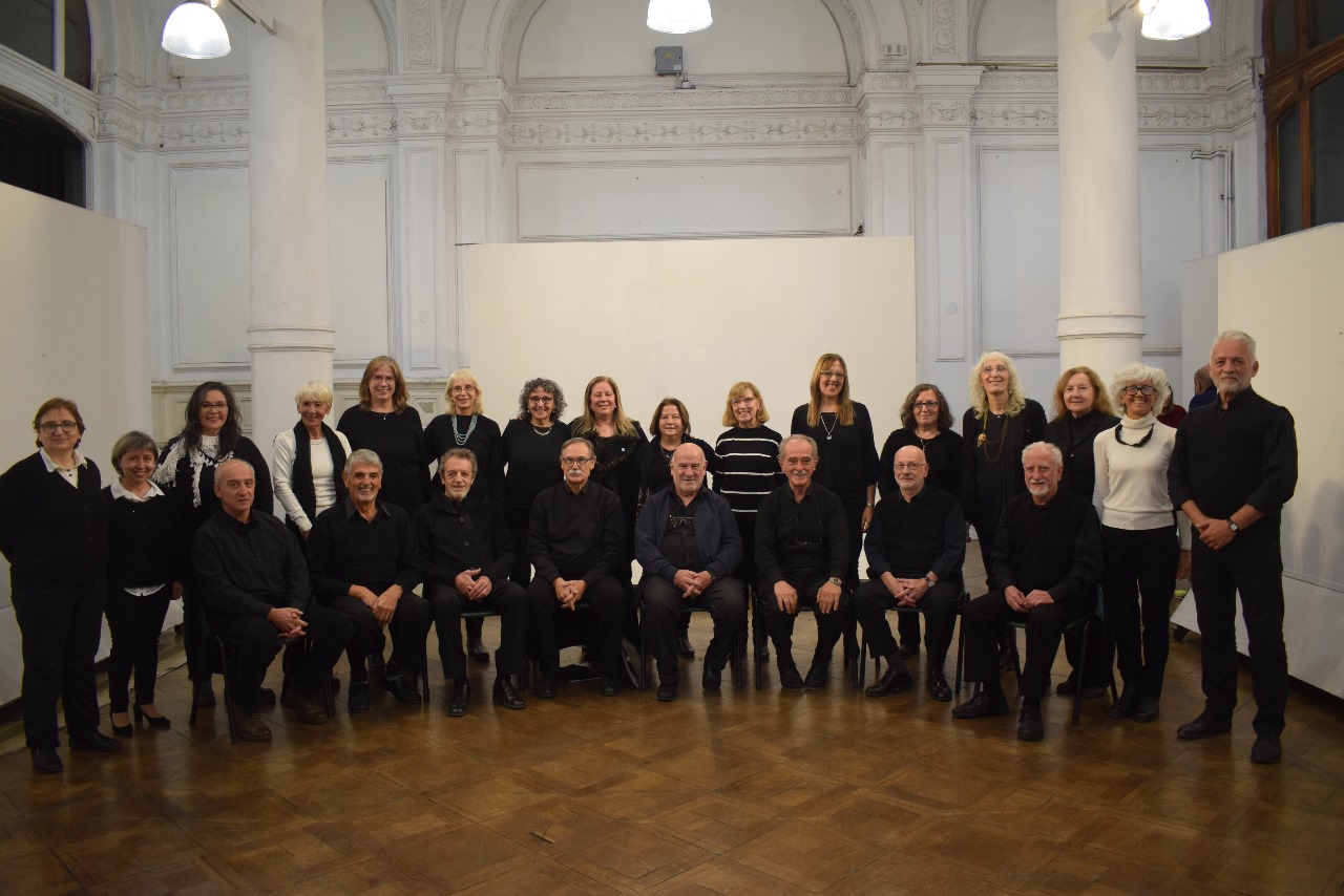personas del coro